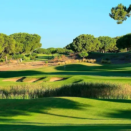 アパート Vilamoura Cozy 2br - 300m Marina-wifi-free Parking クアルテイラ