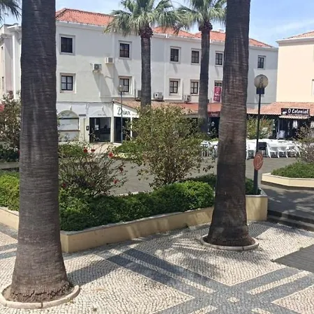 Vilamoura Cozy 2br - 300m Marina-wifi-free Parking Appartamento